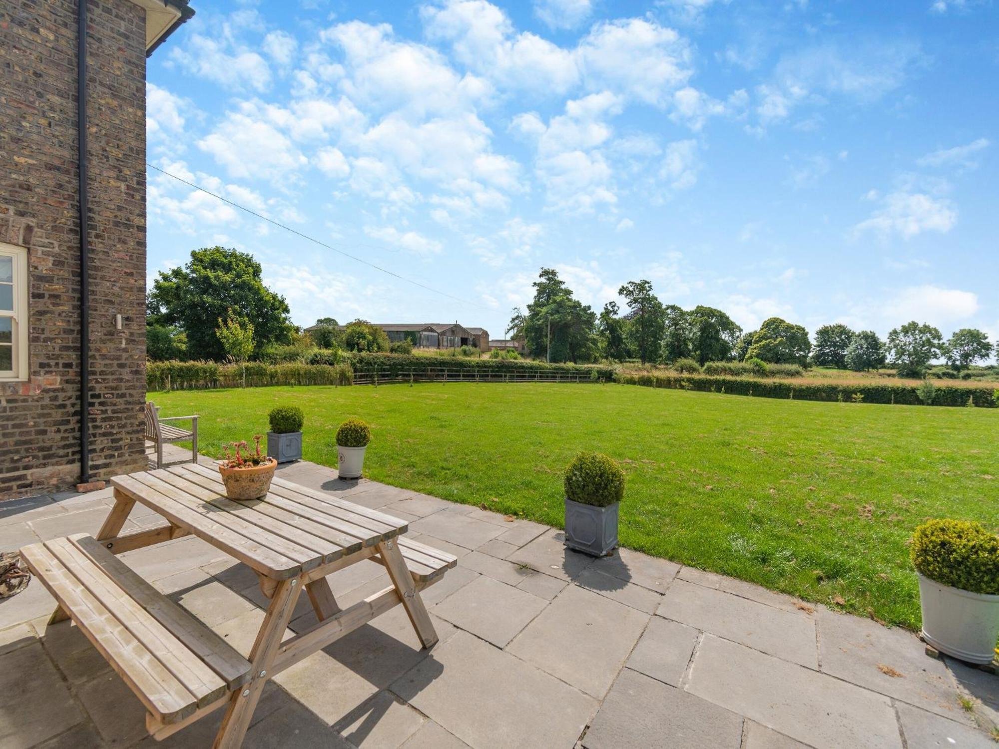 Villa Farrington House à Lowthorpe Extérieur photo